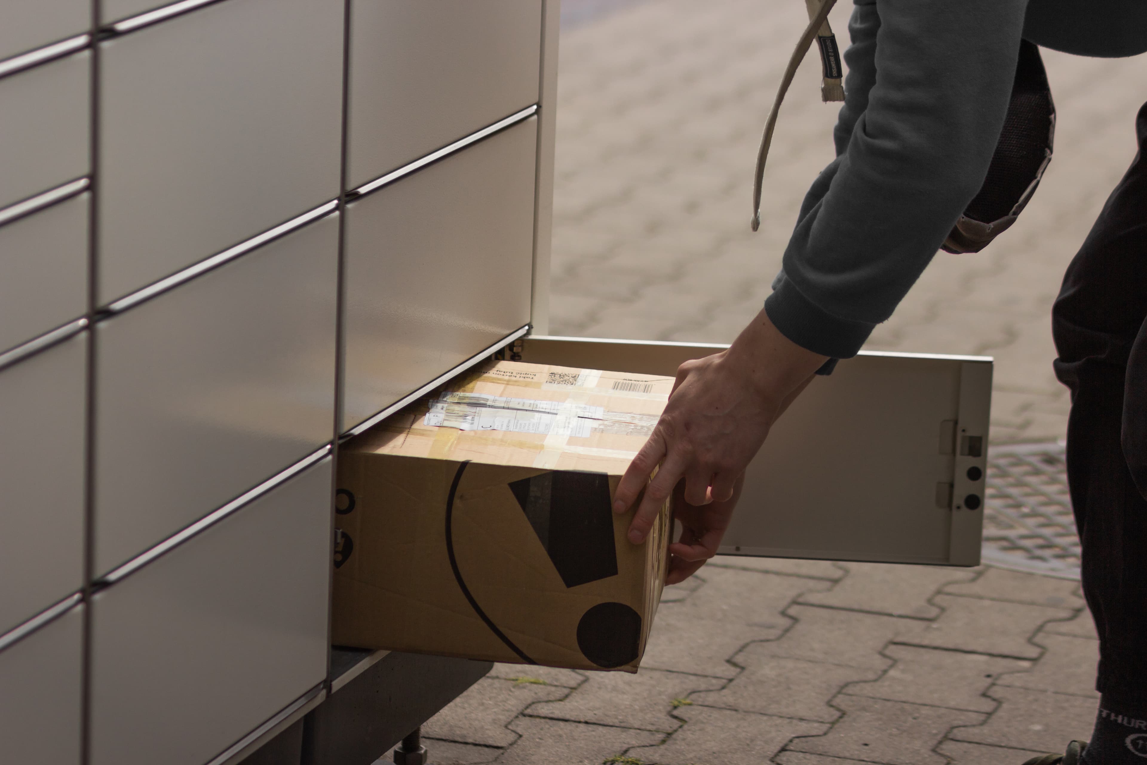 UPS drop-off